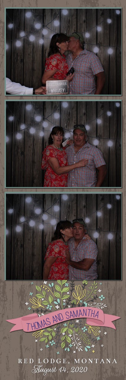 Sammy and Thomas Wedding | View more photos from the event at gallery.photoboothbillings.com/u/PhotoBoothBillings/Sammy-and-Thomas-Wedding